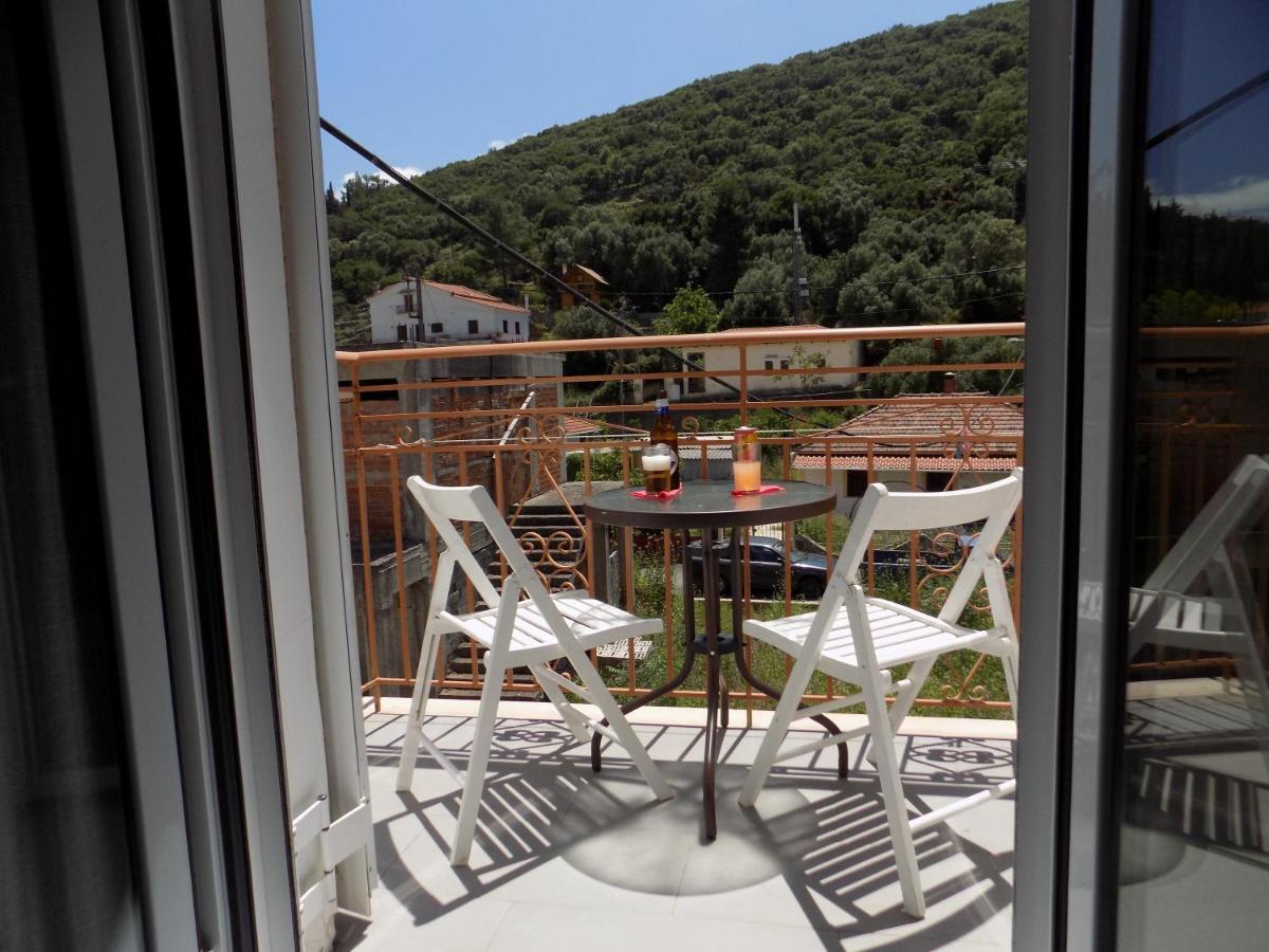 Afrodite Spacious Apartments! Agia Efimia Eksteriør billede