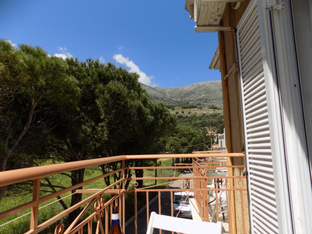Afrodite Spacious Apartments! Agia Efimia Eksteriør billede