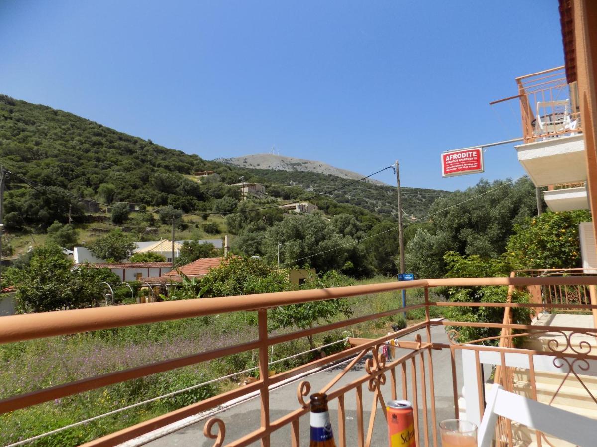 Afrodite Spacious Apartments! Agia Efimia Eksteriør billede