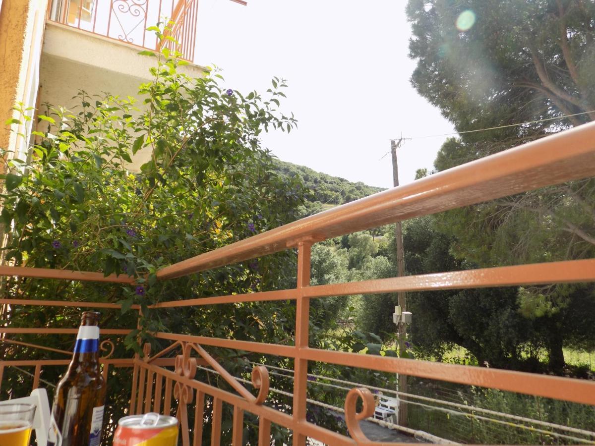 Afrodite Spacious Apartments! Agia Efimia Eksteriør billede